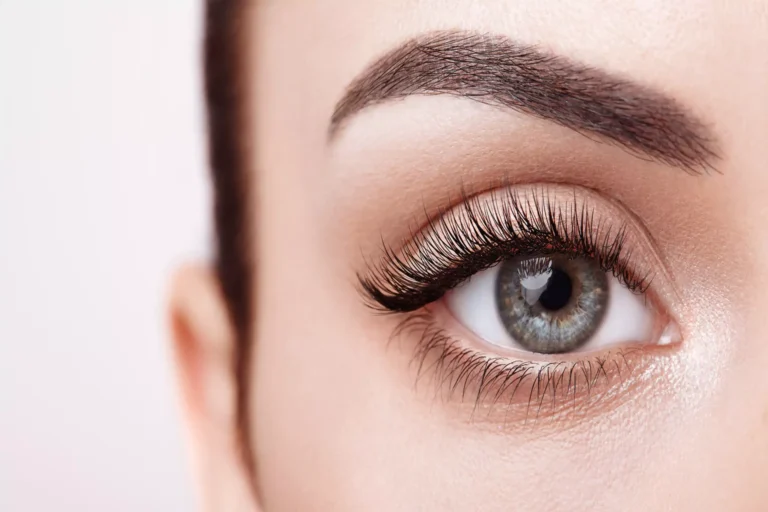 Professional eye services at home in Dubai
